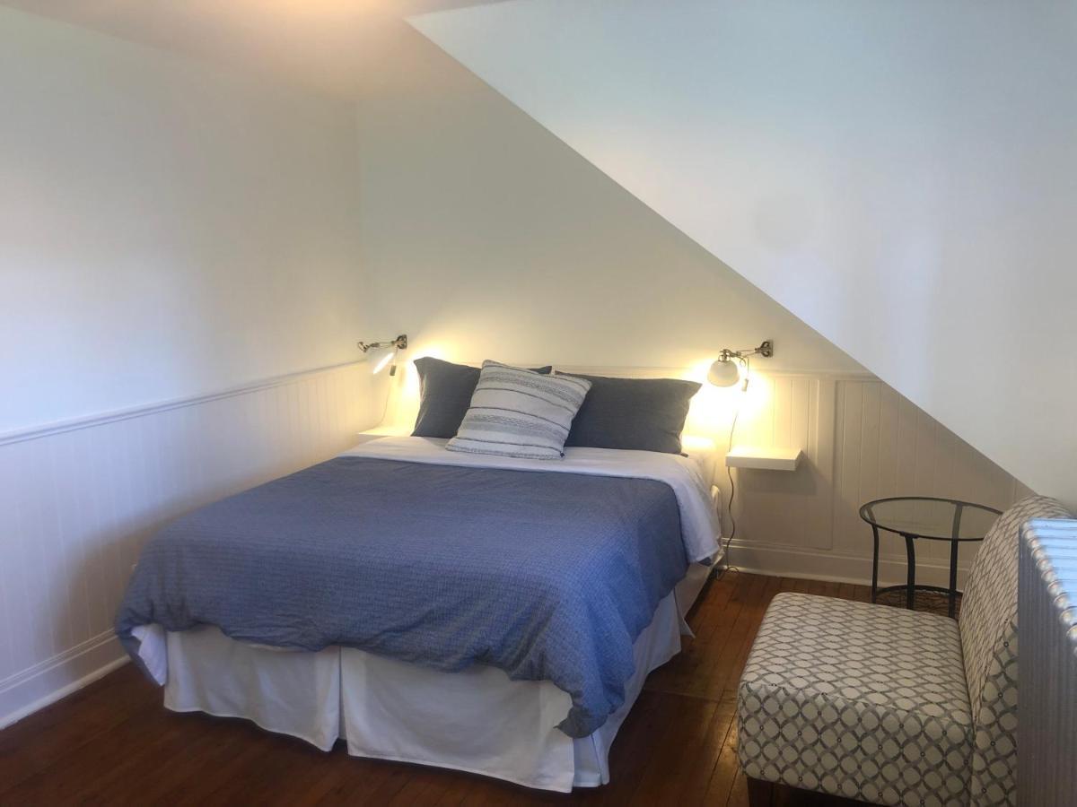 Auberge La Maison Bellemare Bed & Breakfast Saint-Jean-des Piles ภายนอก รูปภาพ