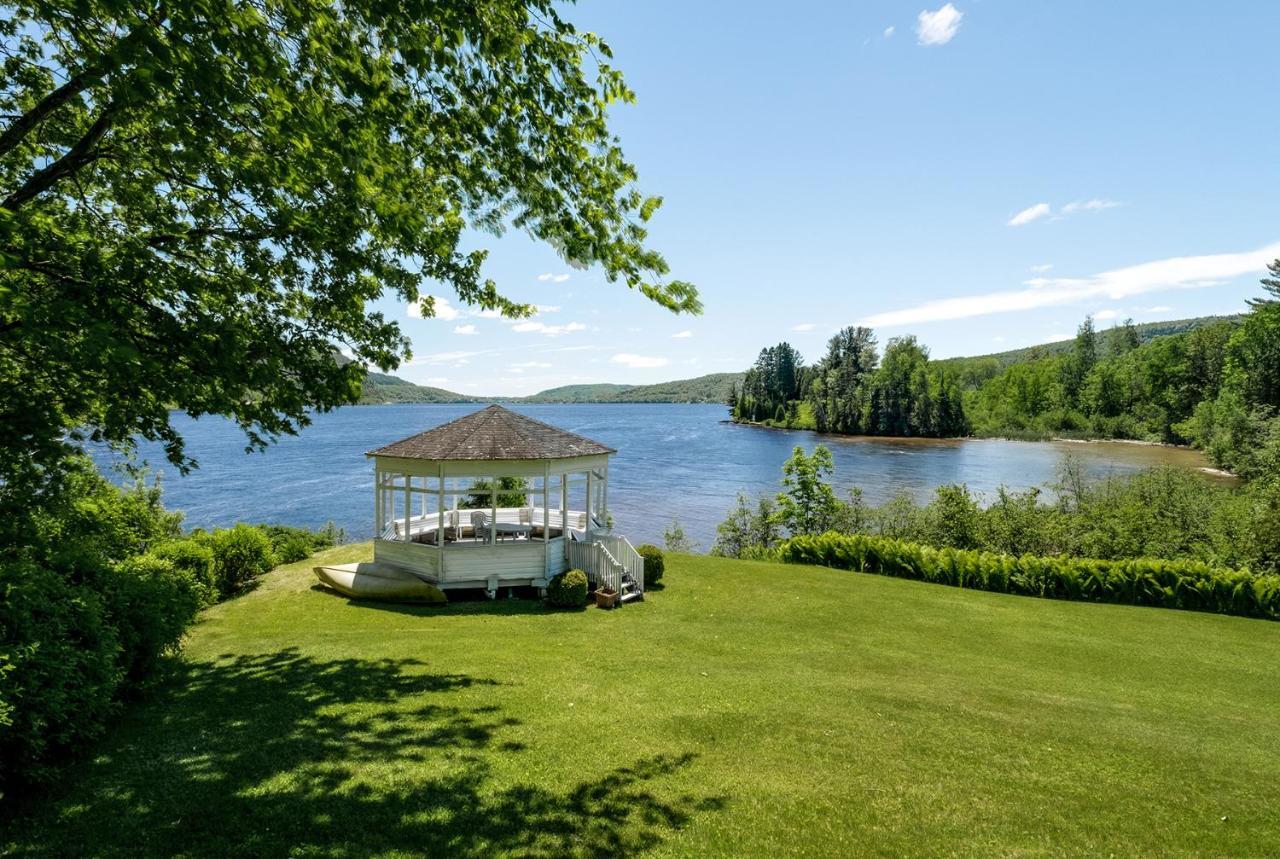 Auberge La Maison Bellemare Bed & Breakfast Saint-Jean-des Piles ภายนอก รูปภาพ